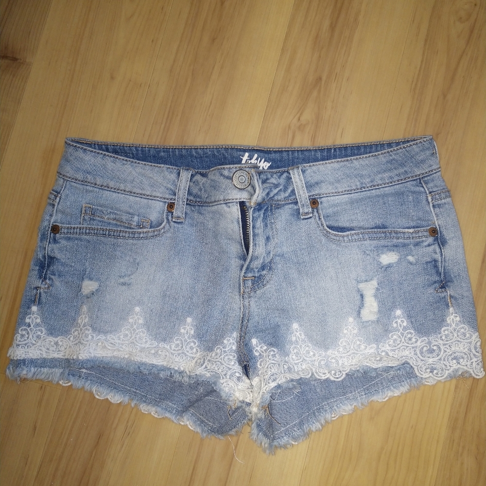 Tokyo Darling shorts, size 6, never worn